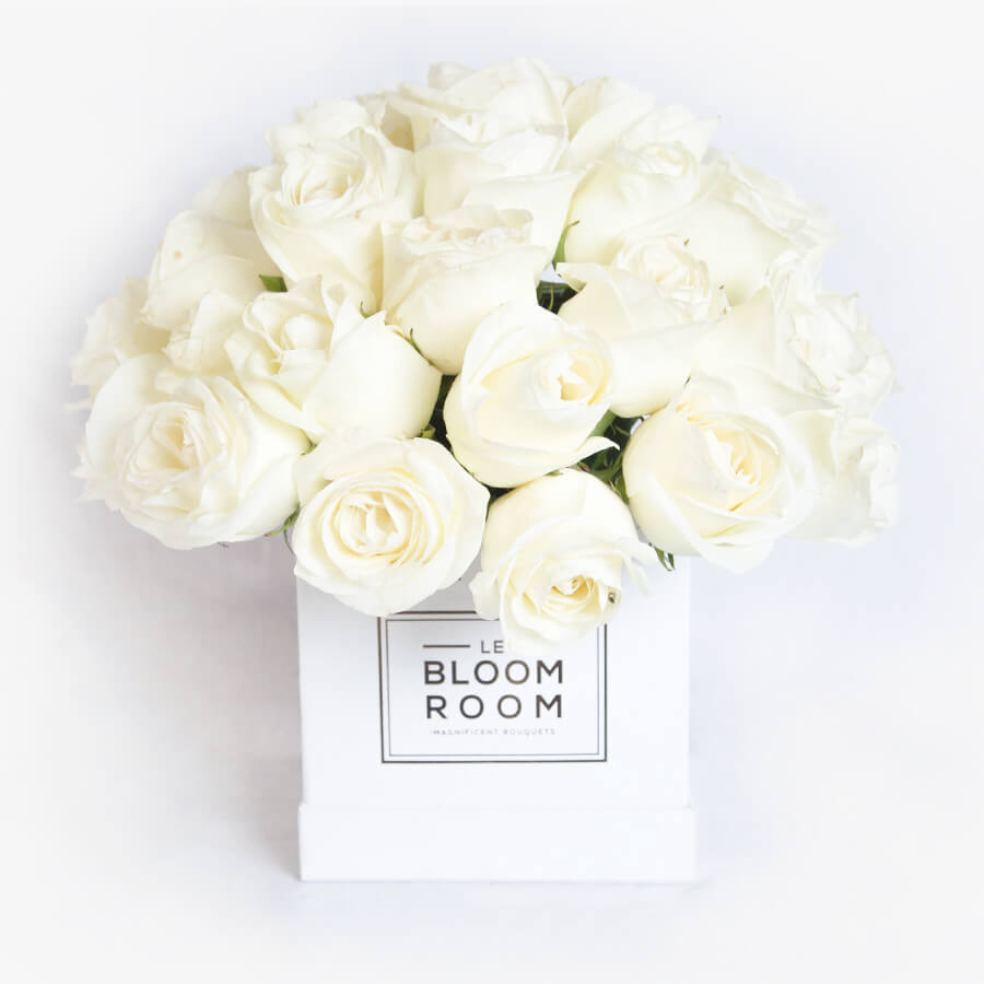 Caja de Rosas Blancas en Esfera - LeBloomRoom