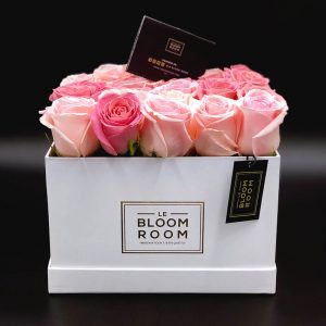 caja grande blanca 25 rosas rosas