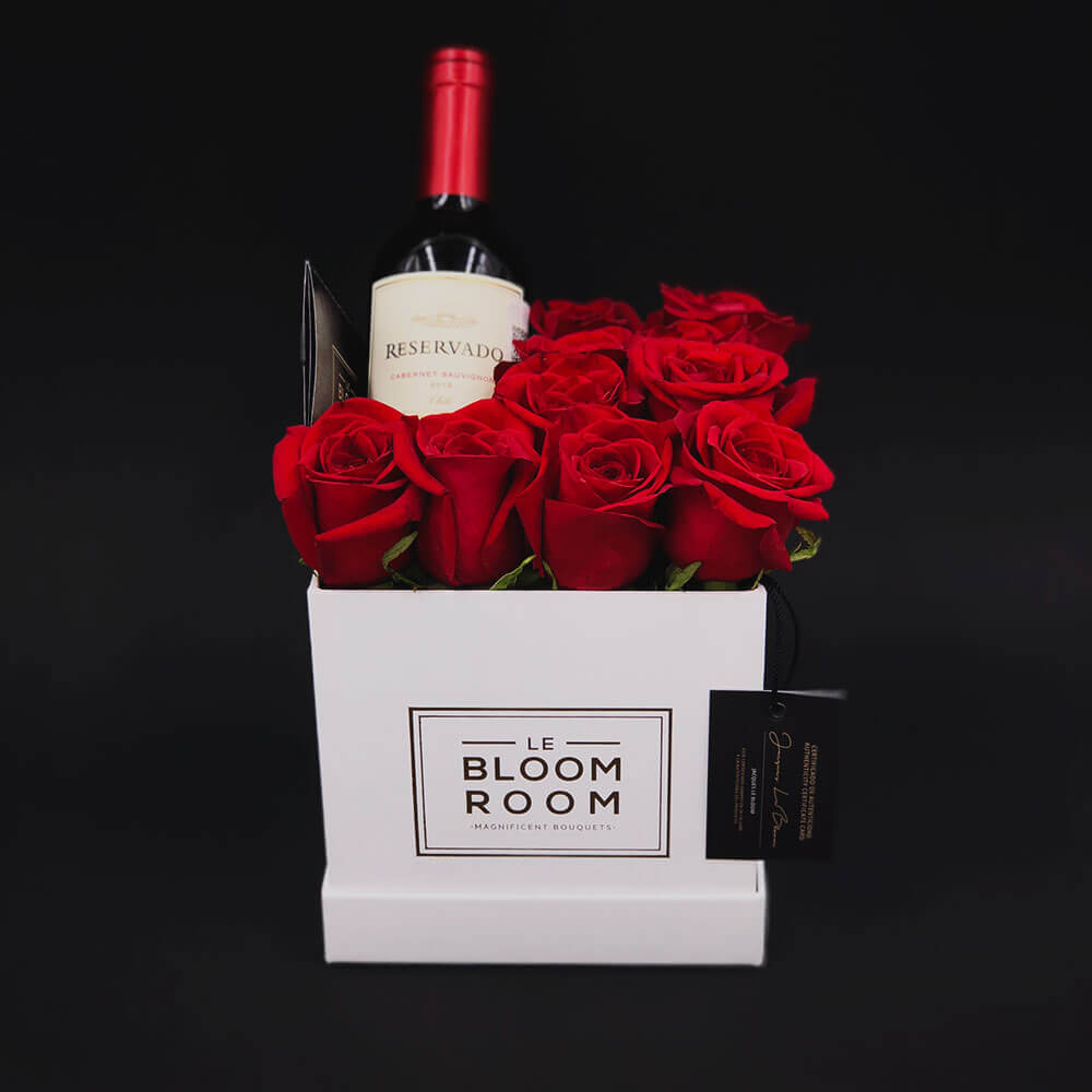 Caja de Rosas con Vino ♡ | Envío GRATIS* Hoy | LeBloomRoom.com ✓
